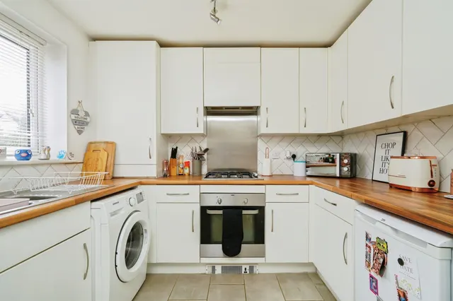 Redcar Road, Bicester, OX26, photo 2