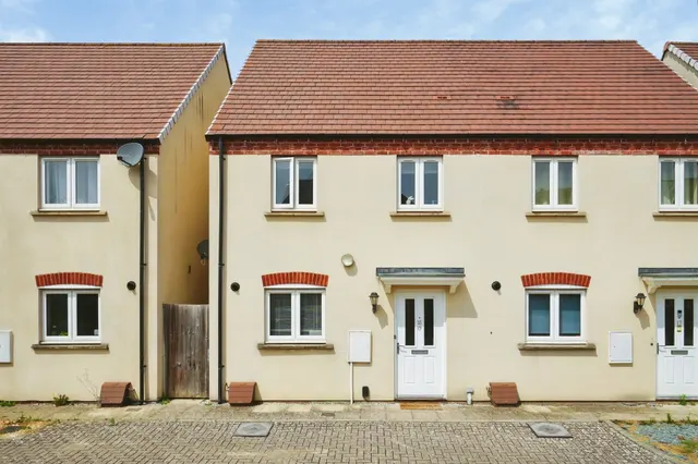 Redcar Road, Bicester, OX26, photo 1