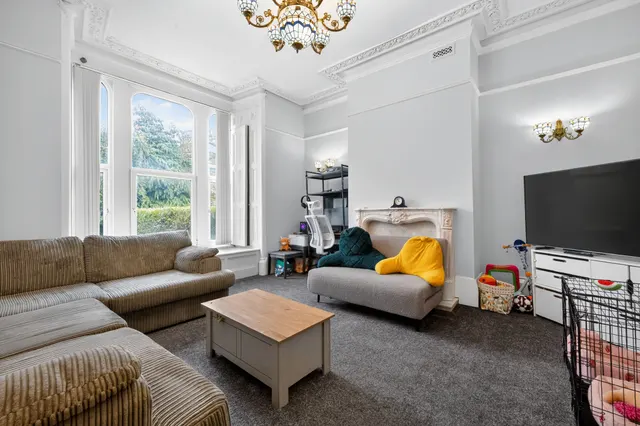 Ashgrove, Bradford, BD7, photo 3