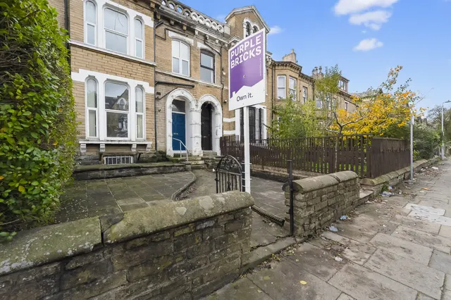 Ashgrove, Bradford, BD7, photo 1