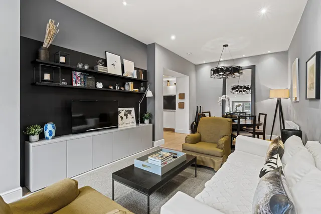 Photo 2 — Pavilion Road, Knightsbridge, London