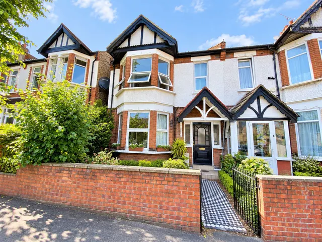 Flat 2, James House, London, 108 James Lane, E10 6HL, photo 1
