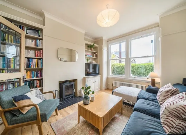 Photo 2 — Garthorne Road, Honor Oak, SE23