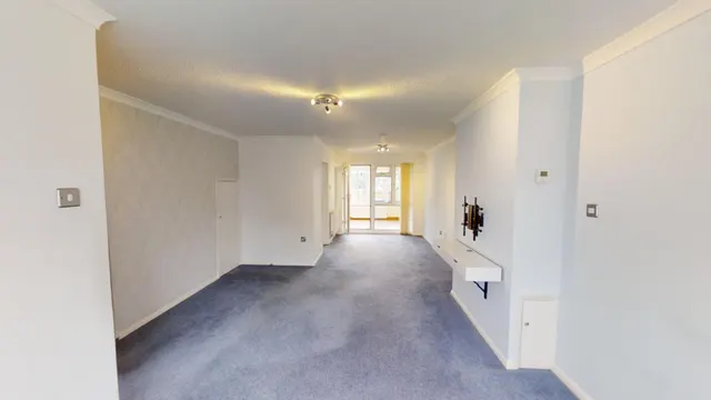 Photo 3 — Rothley Chase, Haywards Heath, RH16