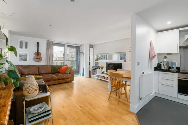 Photo 3 — Merryweather Place, London, SE10
