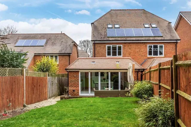 Marley Rise, Dorking, RH4, photo 1