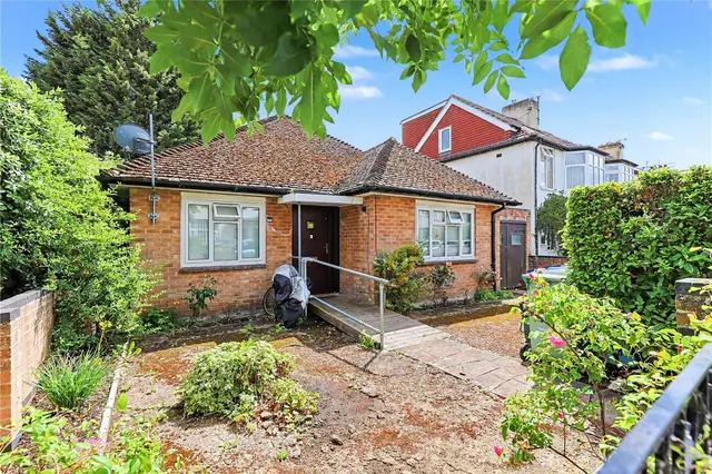 Cavell Road, Oxford, OX4, photo 1