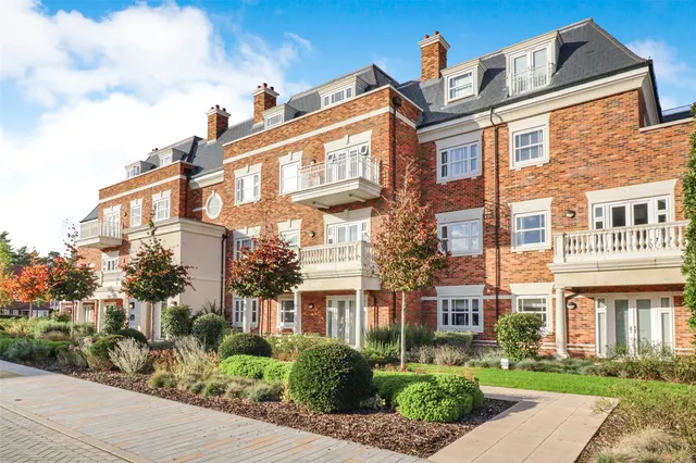 Pyestock Way, Fleet, Hampshire, GU51 3JZ, photo 1