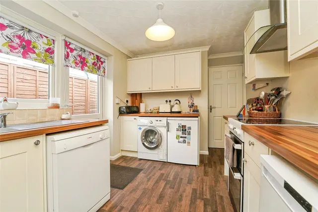 Wheatway, Abbeydale, GL4, photo 2