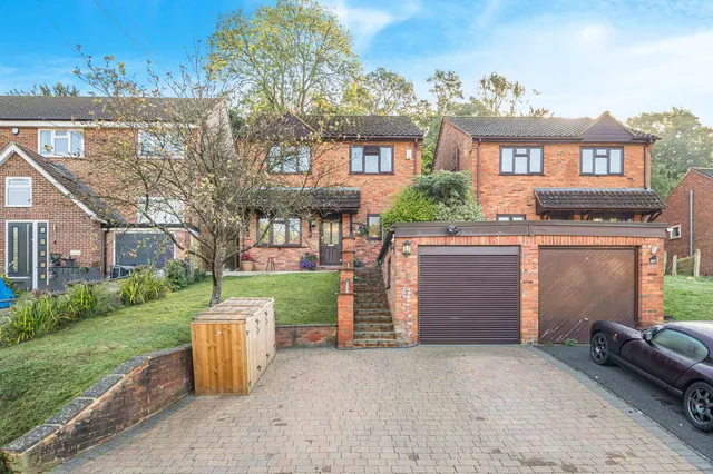 Marlow Bottom, Marlow, SL7 3PP, photo 1