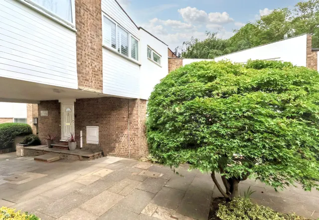 Pelham Court Regency Walk, Croydon, Croydon, CR0 7UU, photo 1