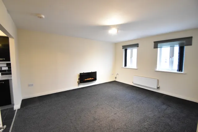 Blakeslee Drive, Exeter, photo 3