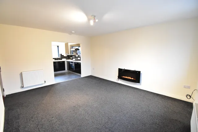 Blakeslee Drive, Exeter, photo 2