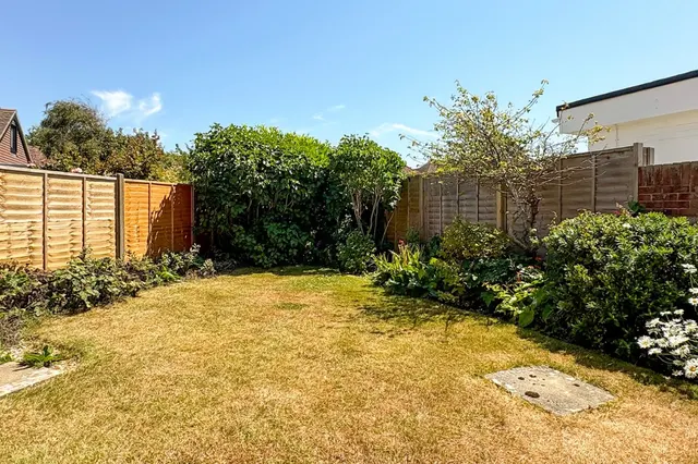East Preston, Littlehampton, BN16, photo 2