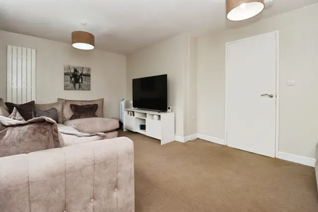 Constable Road, Corby, NN18, photo 3