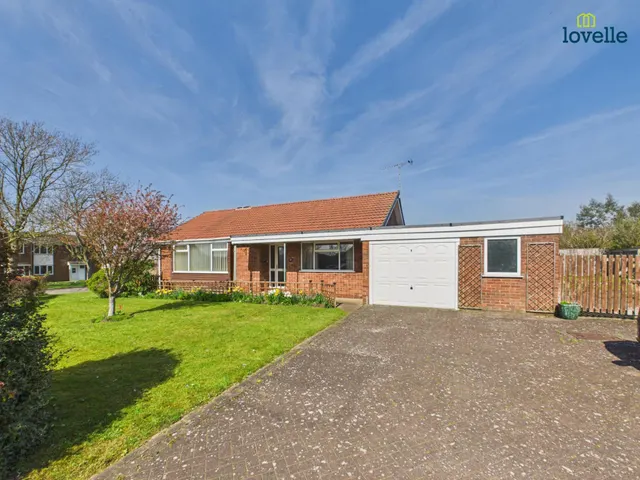 North Kelsey Road, Caistor, LN7, photo 1