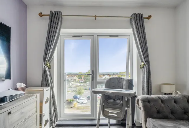 Photo 2 — Chessel Drive, Gloucestershire, Patchway, BS34 5UZ