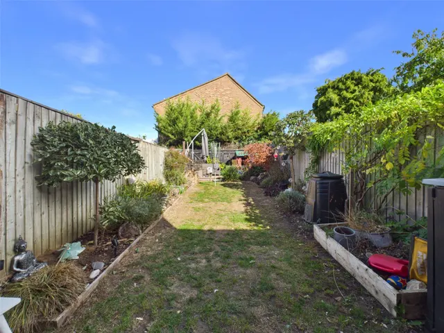 Overton Drive, Thame, OX9, photo 2