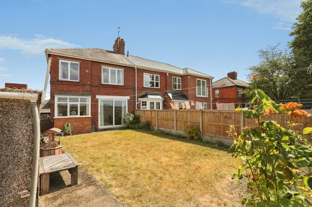 Pickhills Avenue, Goldthorpe, S63, photo 3