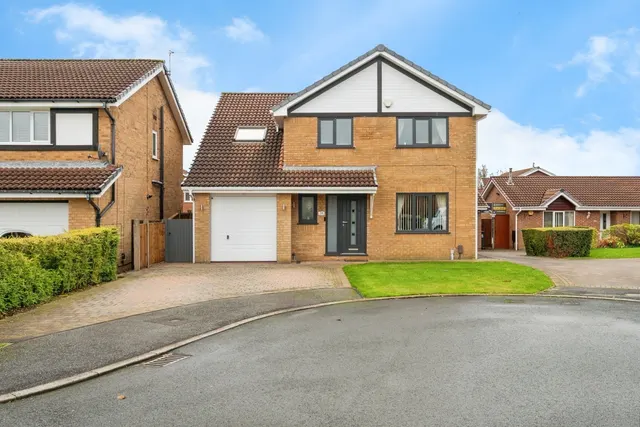 Captain Lees Gardens, Westhoughton, BL5, photo 1