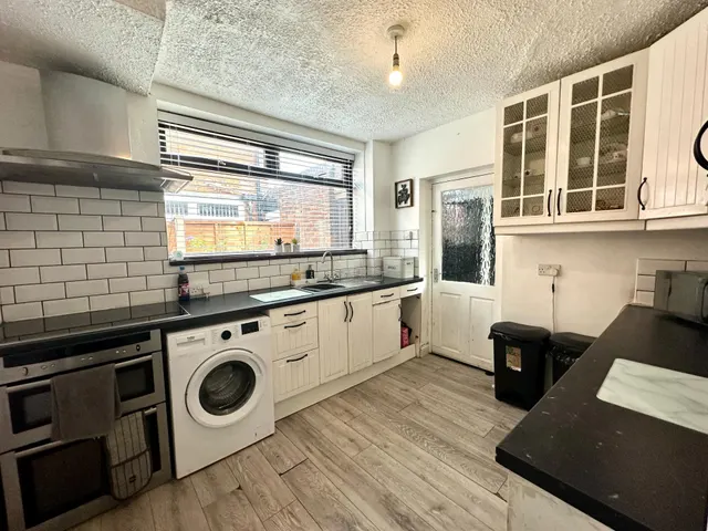 Photo 2 — Wavell Road, Bentley, Walsall, WS2