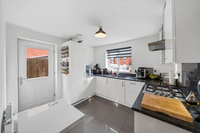 Photo 3 — Croft Field, Golborne, Warrington, Warrington, WA3 3YR