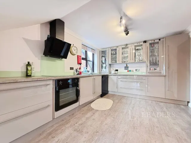 Shakespeare Road, Bedford, MK40, photo 3