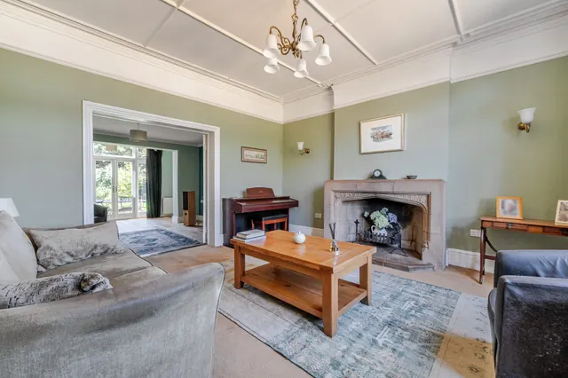Photo 3 — Montagu Road, Datchet, SL3