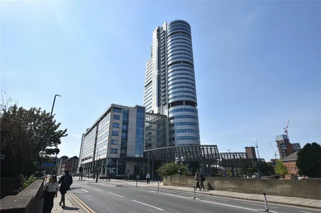 Water Lane, Leeds, LS11, photo 1