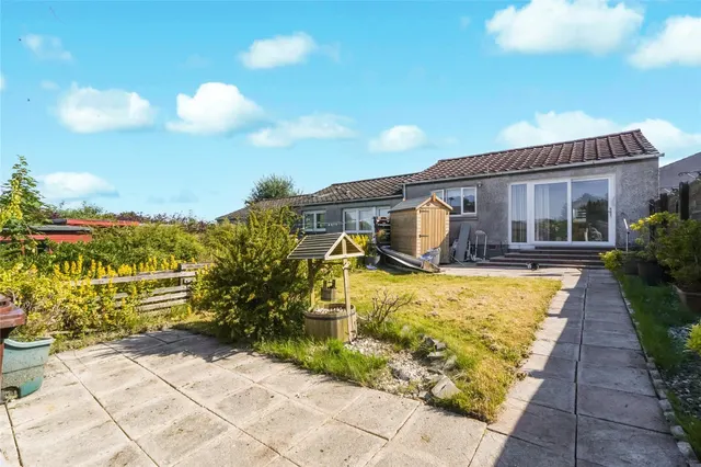 Photo 2 — Lime Crescent, Cumbernauld, Glasgow, North Lanarkshire, G67