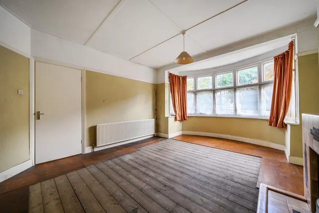 Lancaster Road, SE25, photo 3