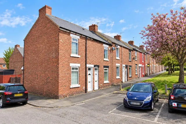 Parliament Street, Hebburn, NE31, photo 1