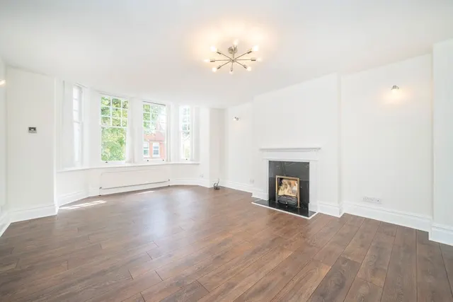 Grange Road, W4, photo 2