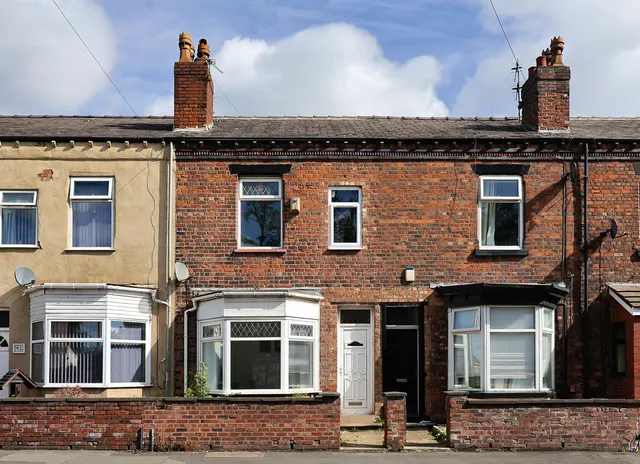 Woodhouse Lane, Wigan, photo 1