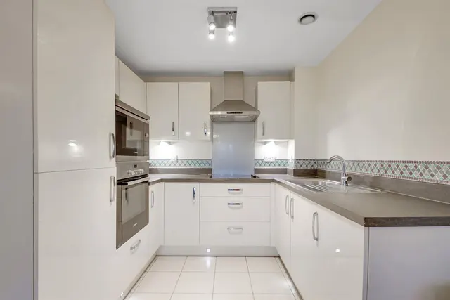 Albion Road, Bexleyheath, DA6, photo 2