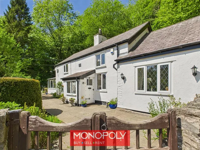 Fron Haul Cottage, Llandyrnog, LL16, photo 1