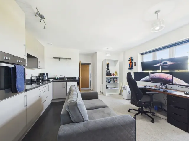 Rapley Rise, Southwater, photo 2