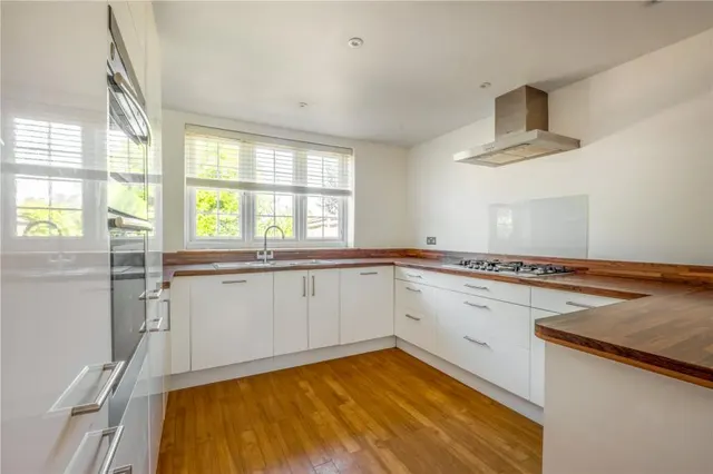 Vine Court Road, Sevenoaks, TN13, photo 2