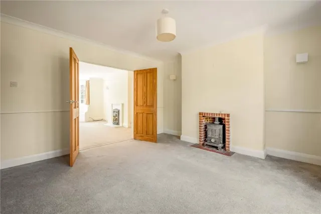 Vine Court Road, Sevenoaks, TN13, photo 3