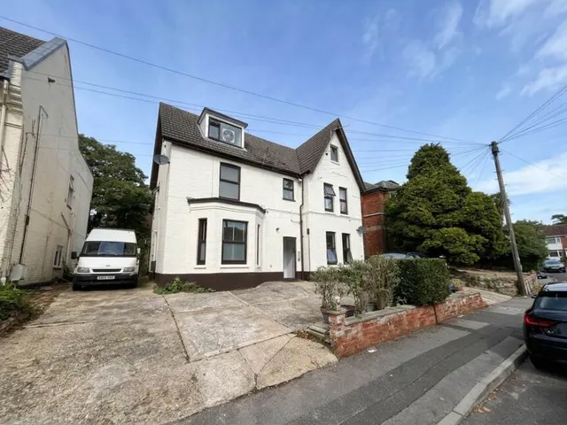 Hengist Road, Boscombe, BH1, photo 1