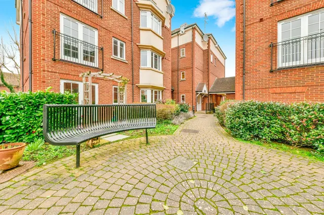 Peppermint Road, Hitchin, SG5, photo 1