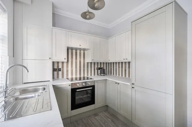 Hill Lane, Upper Shirley, SO15, photo 2