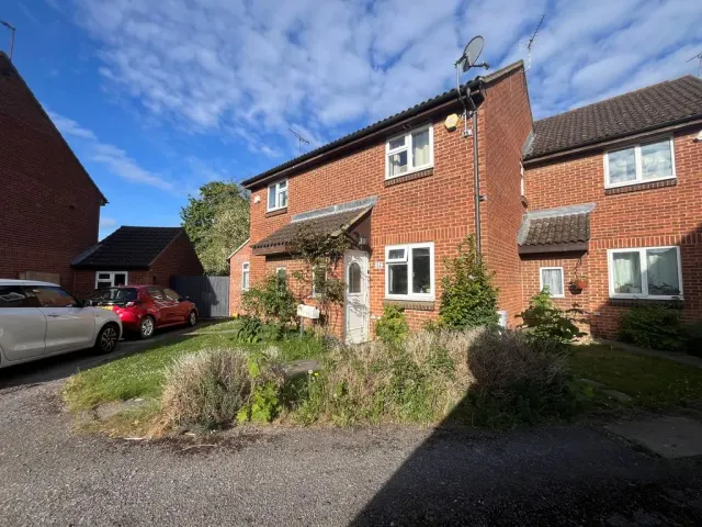Gwynne Close, Tring, Hertfordshire, HP23 5EN, photo 1