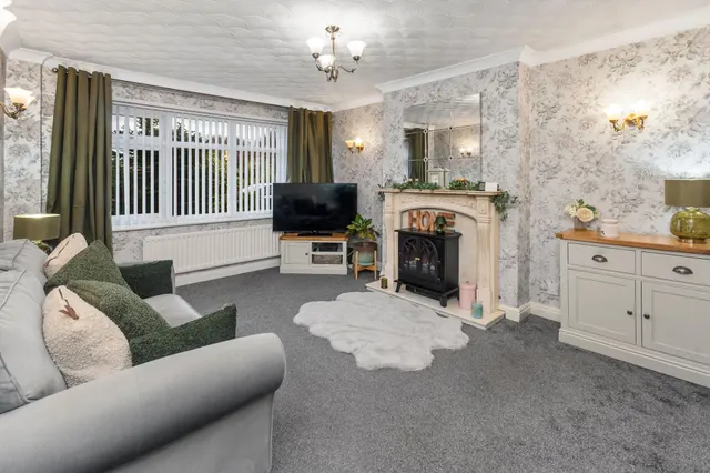 Photo 2 — Deepdale Drive, Rainhill, Prescot, Prescot, L35 4NL