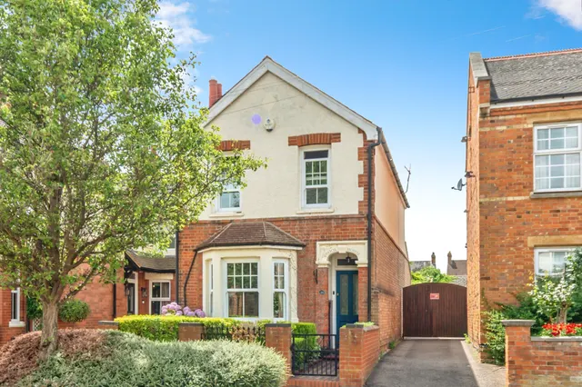 Spring Road, Kempston, Bedford, photo 1