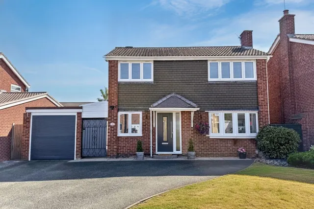 Burnham Rise, St Nicolas Park, CV11, photo 2