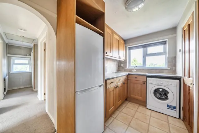 Giffard Way, Long Crendon, HP18, photo 3