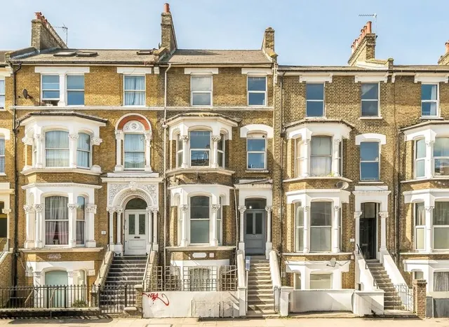 Stockwell Road, Brixton, SW9, photo 1