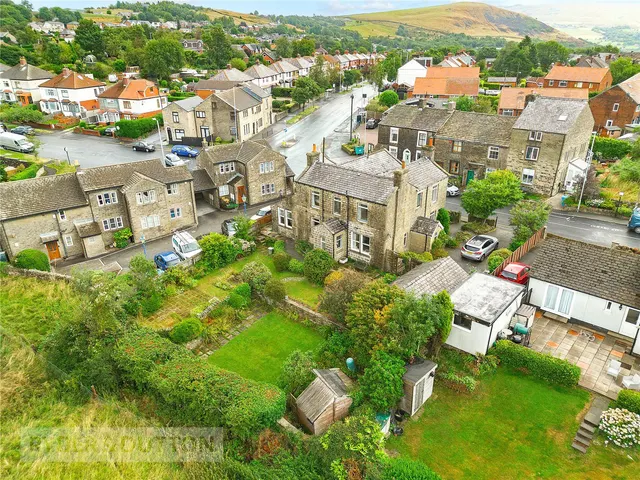 Stockport Road, Lydgate, OL4, photo 1
