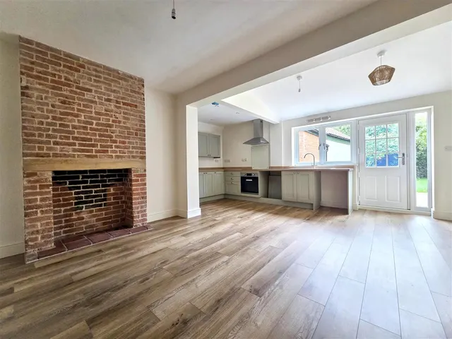 Yaxleys Lane, Aylsham, NR11, photo 2